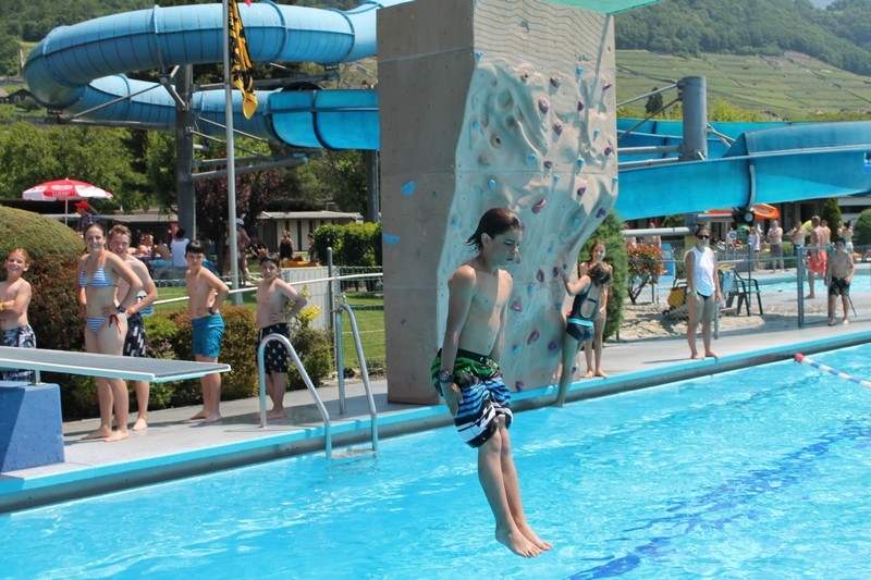 Village Camps International Summer Camp Leysin, Switzerland 2025-08-09 https://www.villagecamps.com/journals_admin/images/682-1-pool day (51).jpg